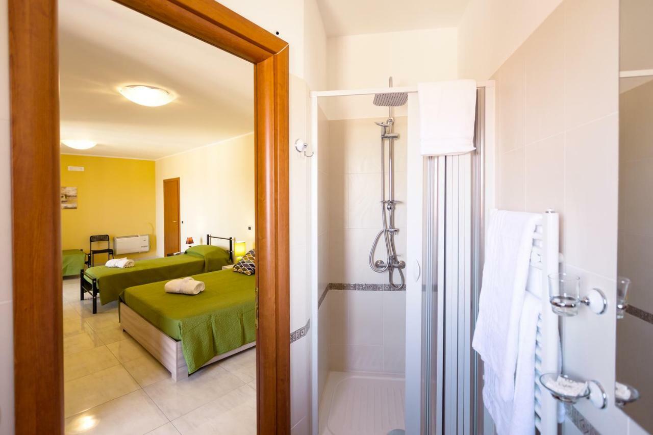 Rocca Degli Etnei Bed & Breakfast Paterno  Luaran gambar